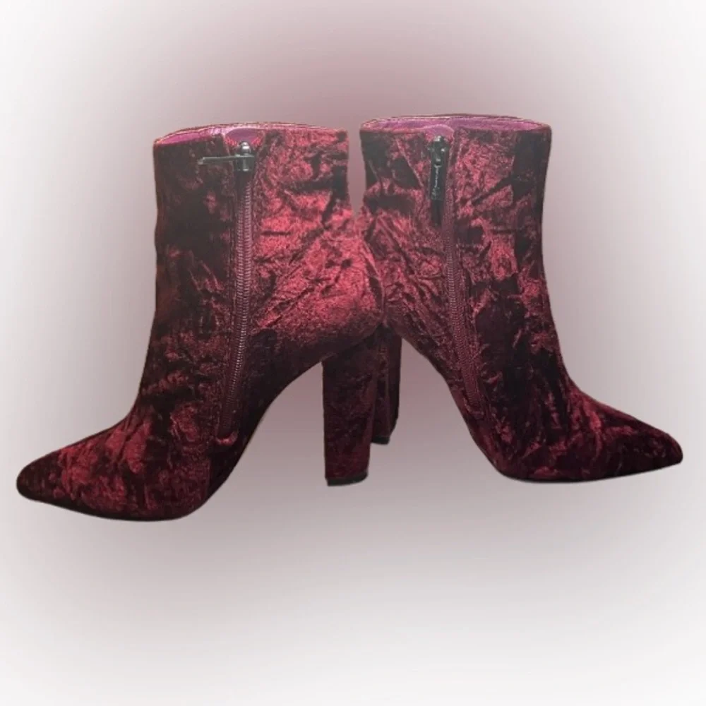Jessica Simpson Burgundy Crushed Velvet Heeled Boots Size 6 Women’s - Picture 8 of 16